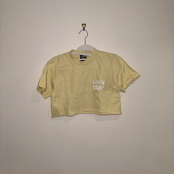 LIVINCOOL - WAVY CROP TEE PALE YELLOW - Size XS - Picture 1 of 7
